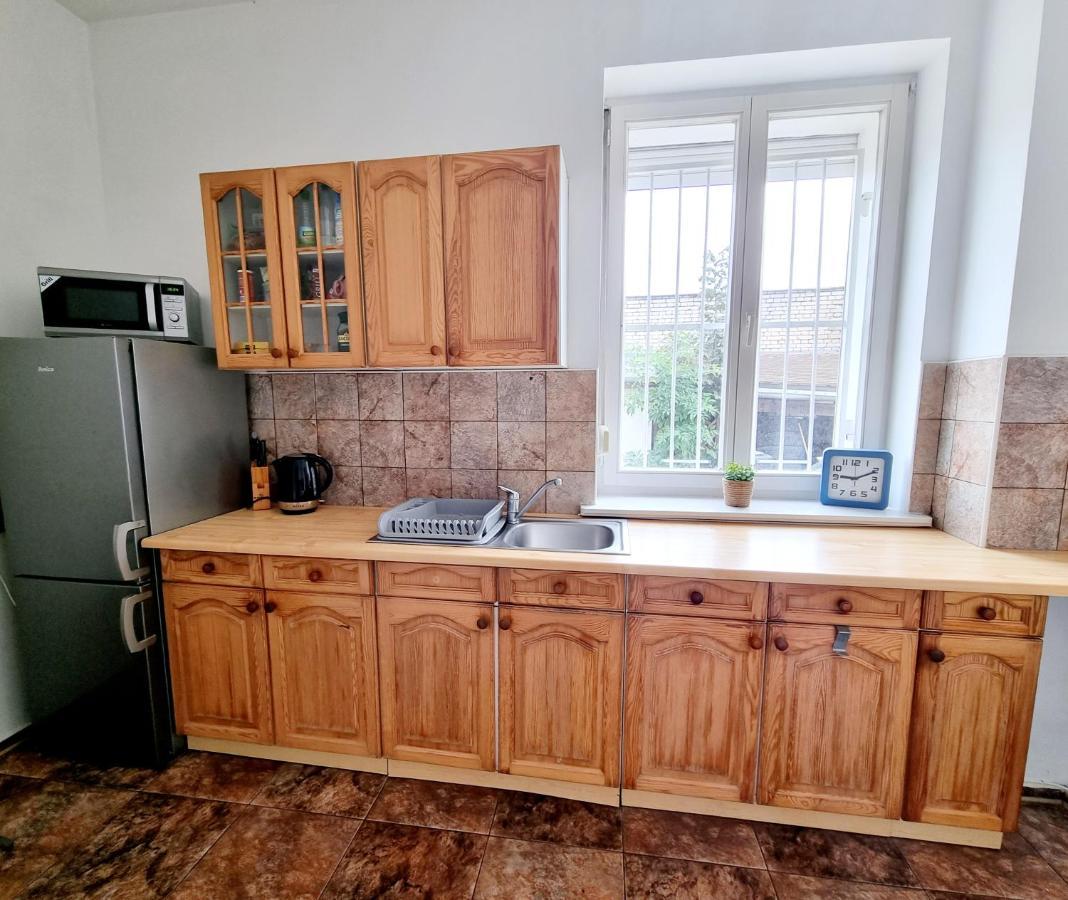 פוזנן Hostel Primax מראה חיצוני תמונה