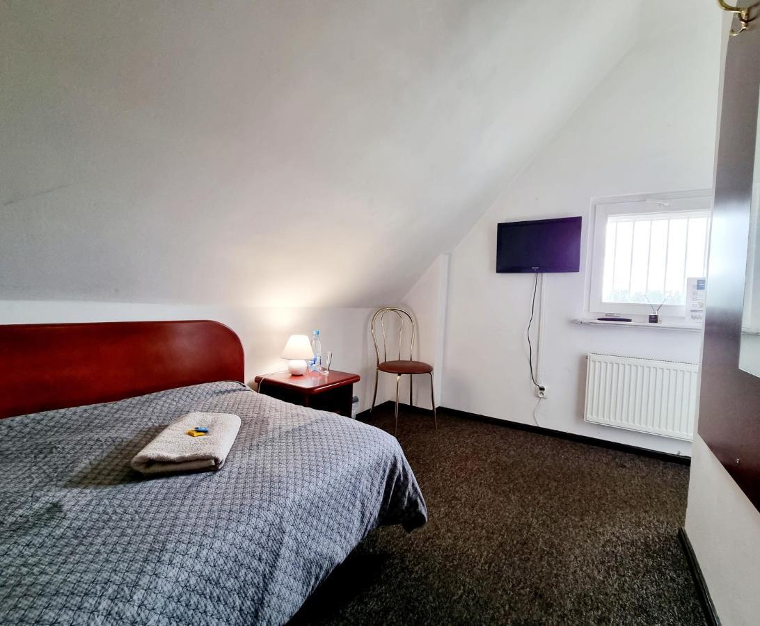 פוזנן Hostel Primax מראה חיצוני תמונה