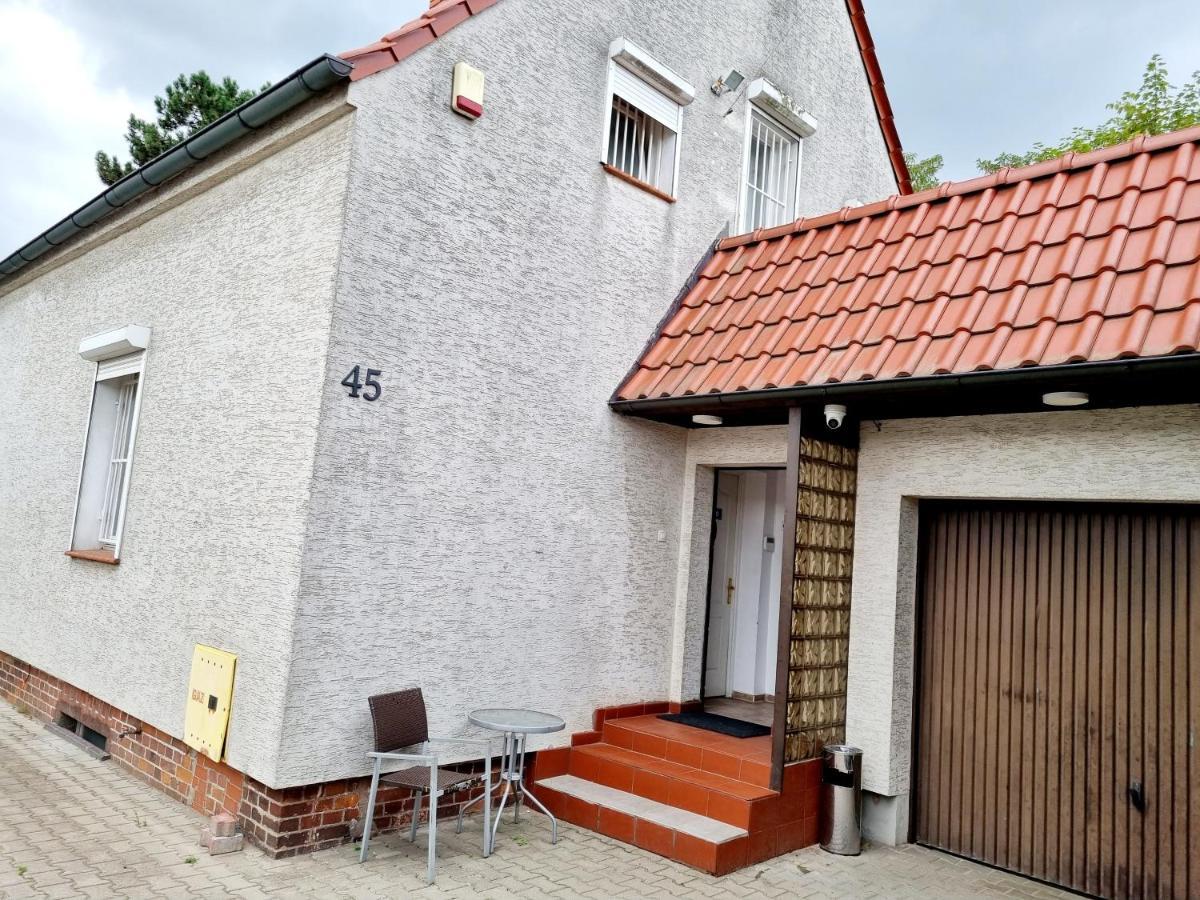 פוזנן Hostel Primax מראה חיצוני תמונה